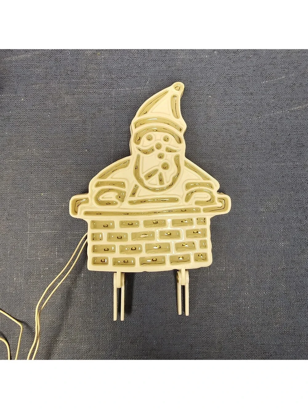 Department 56, BRITE LITES SANTA IN CHIMNEY #52673 LIGHTED VILLAGE ACCESSORY